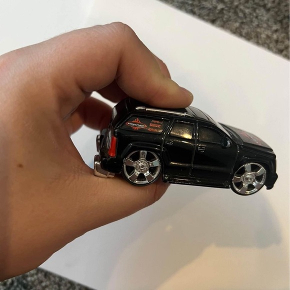Hot Wheels Mattel 2002 Alpine Car Tunerz Cadillac Escalade 1/64 Diecast Black - Picture 8 of 8